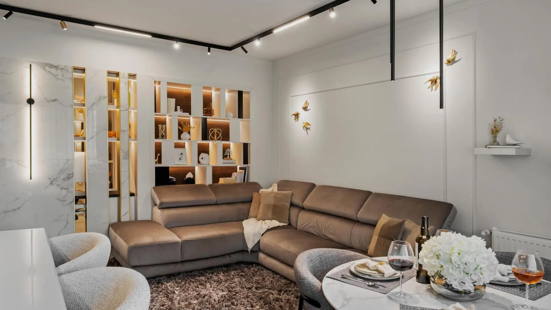 Mido Bird Luxury Apartment With Private Parking & Self Check-In Βουκουρέστι