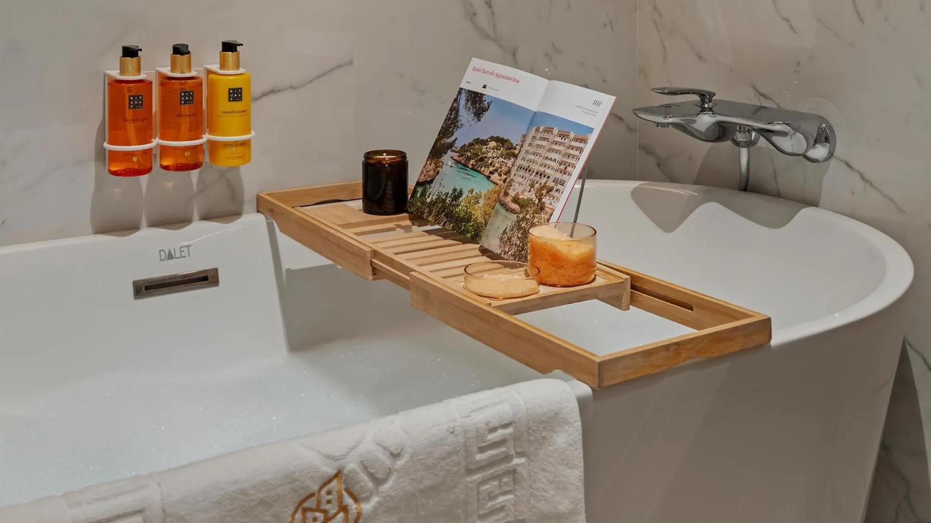 Mido Bird Luxury Apartment With Private Parking & Self Check-In Βουκουρέστι