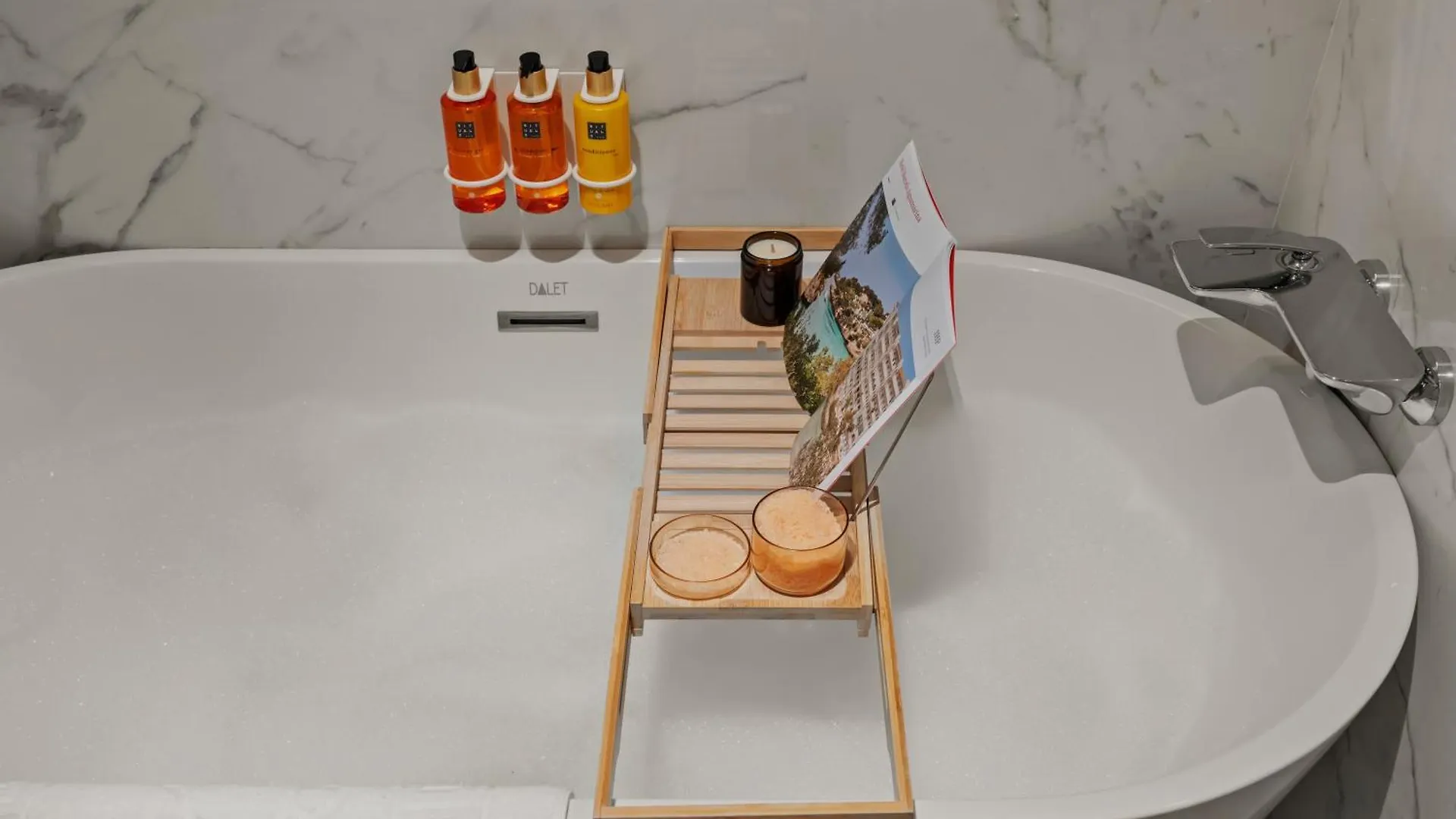 Mido Bird Luxury Apartment With Private Parking & Self Check-In Βουκουρέστι